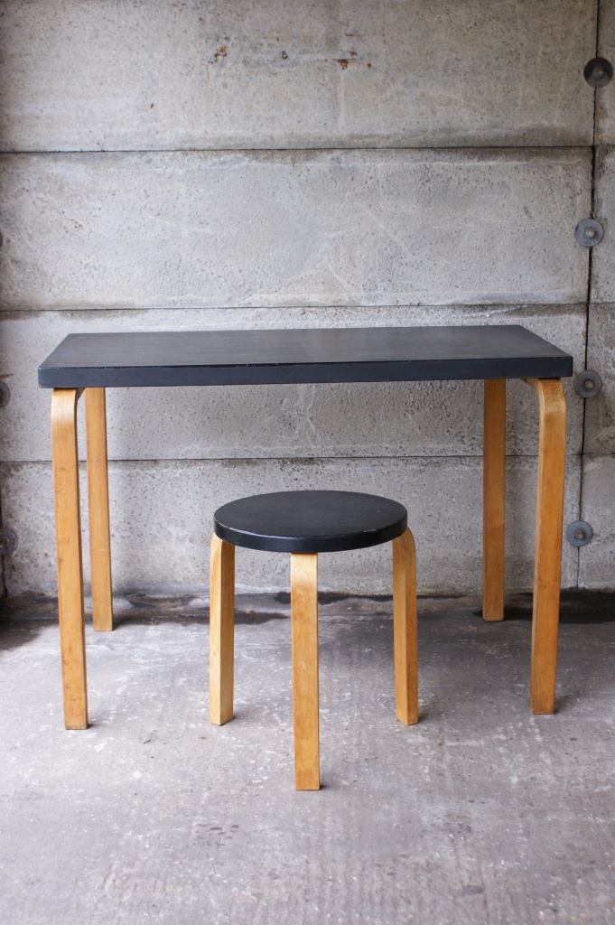 Alvar Aalto Finmar table and stool original