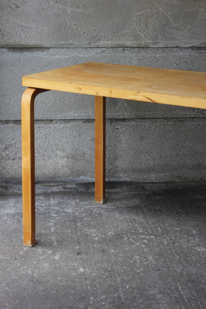 Alvar Aalto finmar Table 3