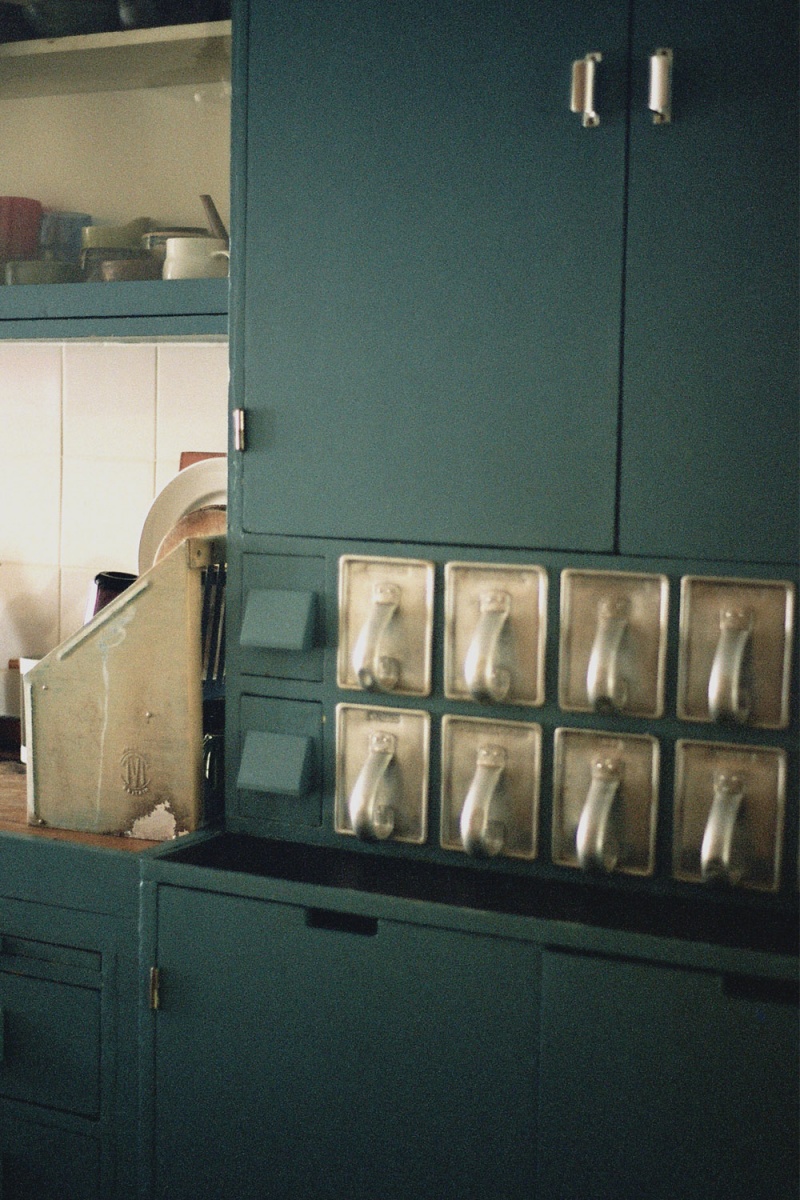 Frankfurt Kitchen - Margarete Shutte-Lihotzky