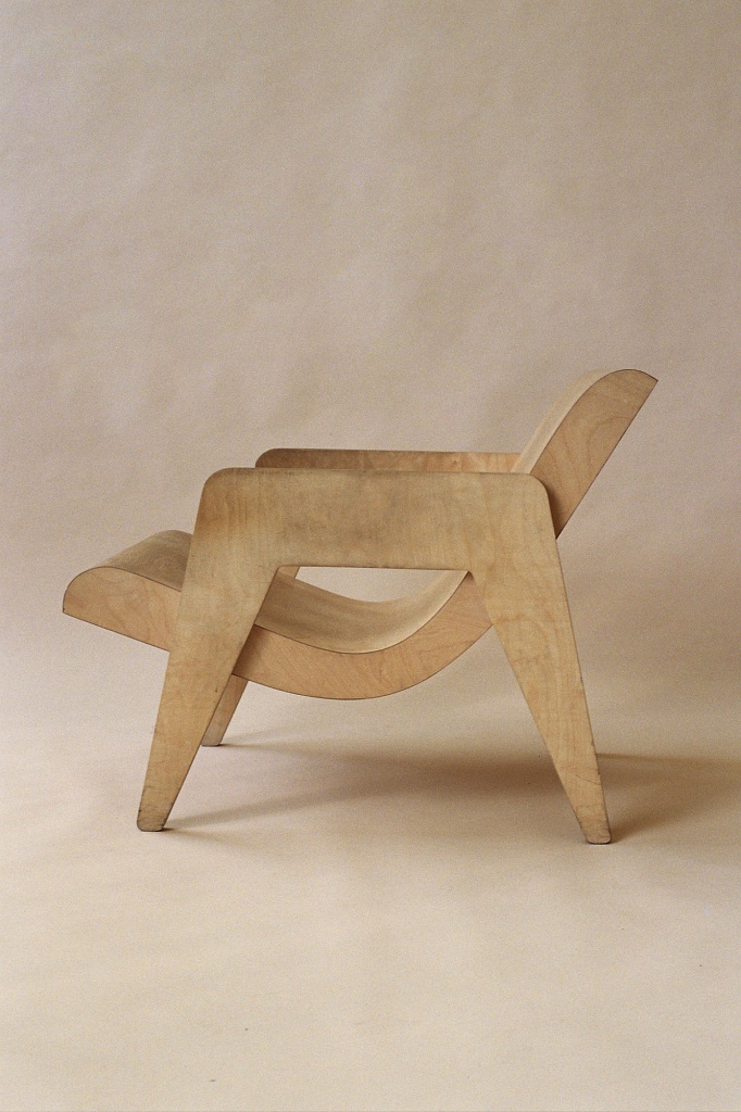 Erno Goldfinger Plywood chairs