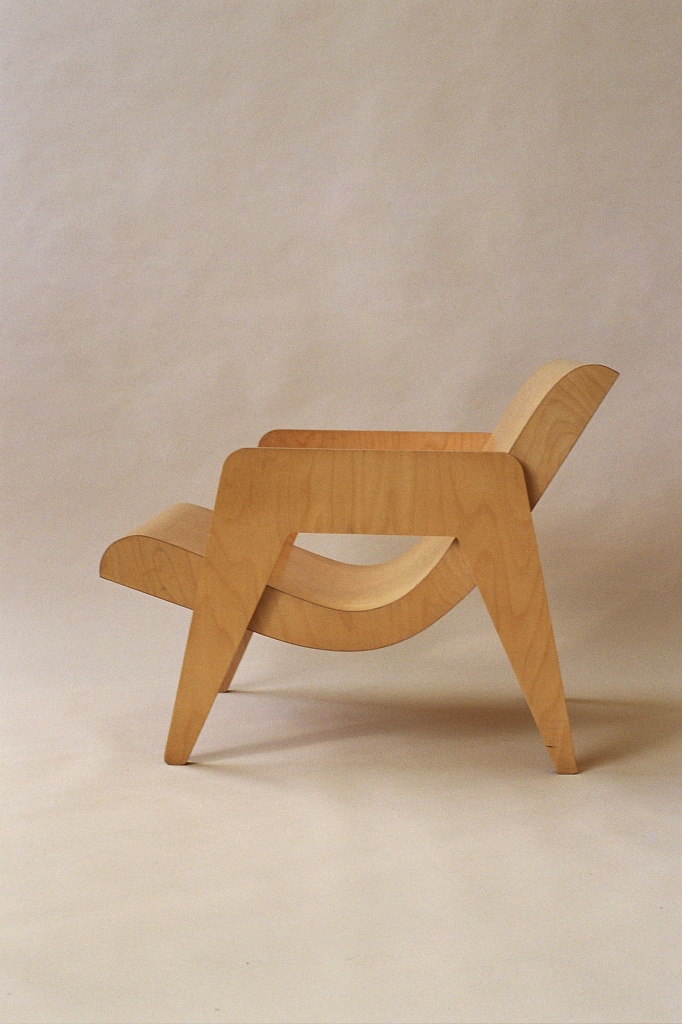Erno Goldfinger Plywood chairs side