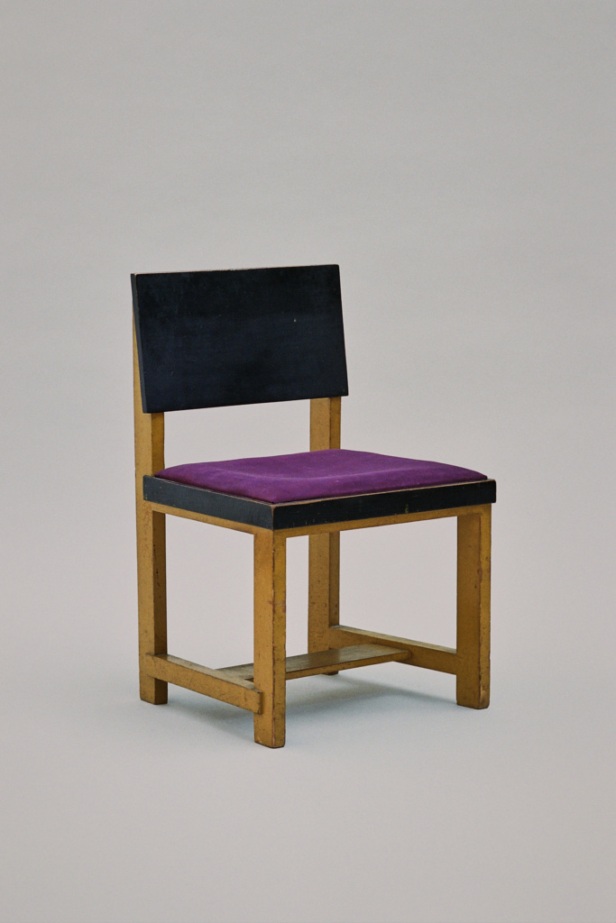 Chair by Hendrik Wouda Pander and sons, 1924