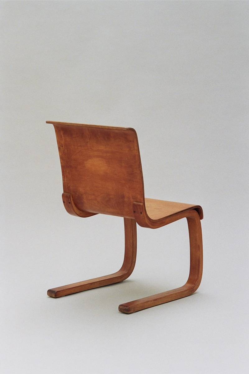 2x chair 21, Alvar Aalto, Huonekalu-ja Rakennustyötehdas Oy Turku, 1933